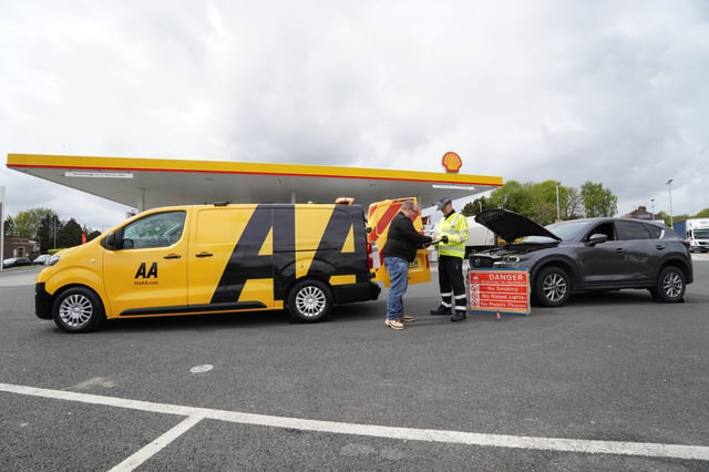 fuel-assist-shell-image aa-van-outside-petrol-station-misfuel-situation