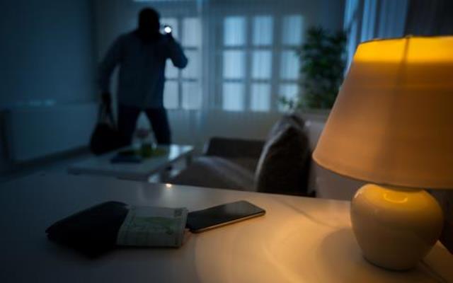 Burglar home insurance Home burglary statistics 15 commonly stolen items