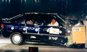 1999 Ford escort crash test #7
