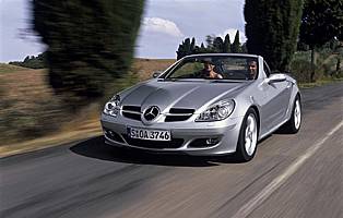 picture of mercedes slk from the front