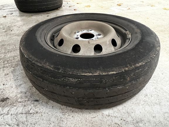 Bald tyre rs